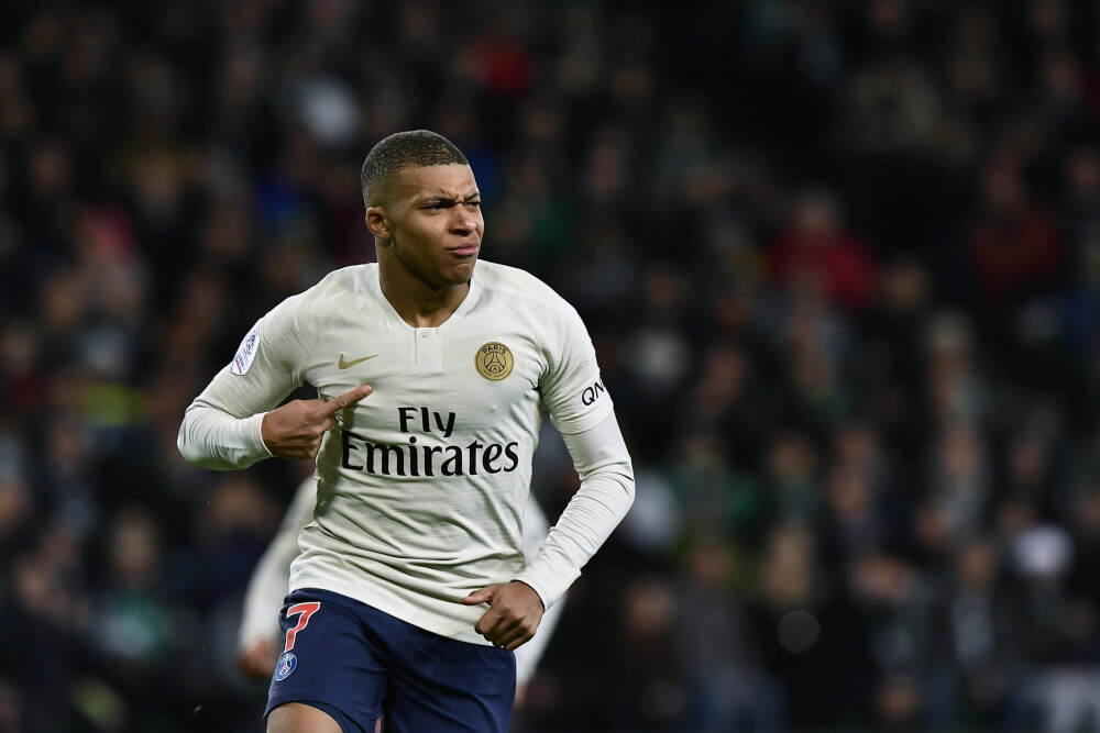 富瑞：升中国中免目标价至61.7港元 维持持有评级